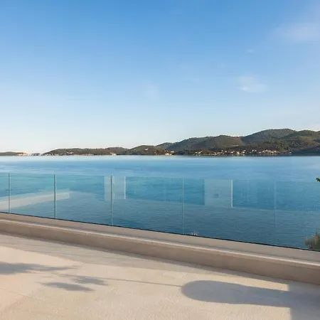 Villa Maris, 10m From Beach, Infinity Pool *