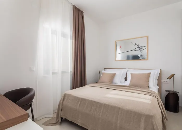 Maris -heated Pool,sauna,first Row Sea * Kuciste