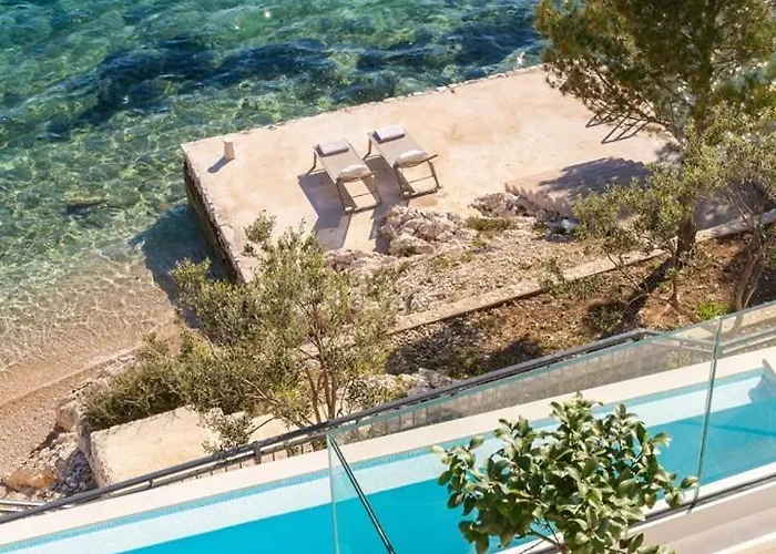 Maris -heated Pool,sauna,first Row Sea Βίλα Kuciste